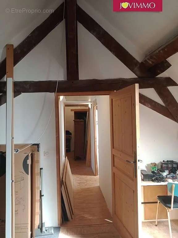 Maison à BELLENAVES