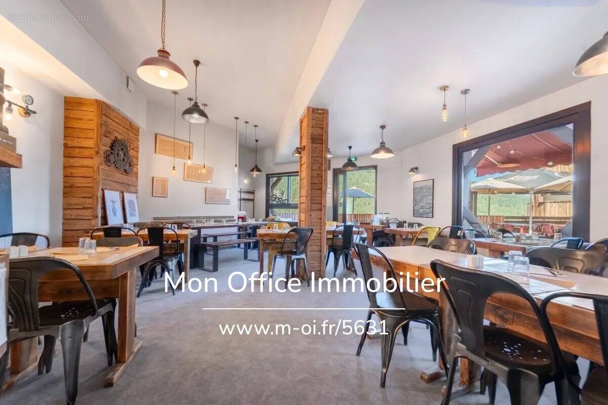 Commerce à LES ORRES