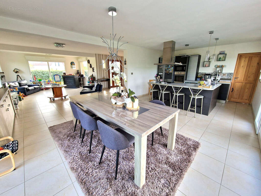 Photo 2 - Maison à GROFFLIERS