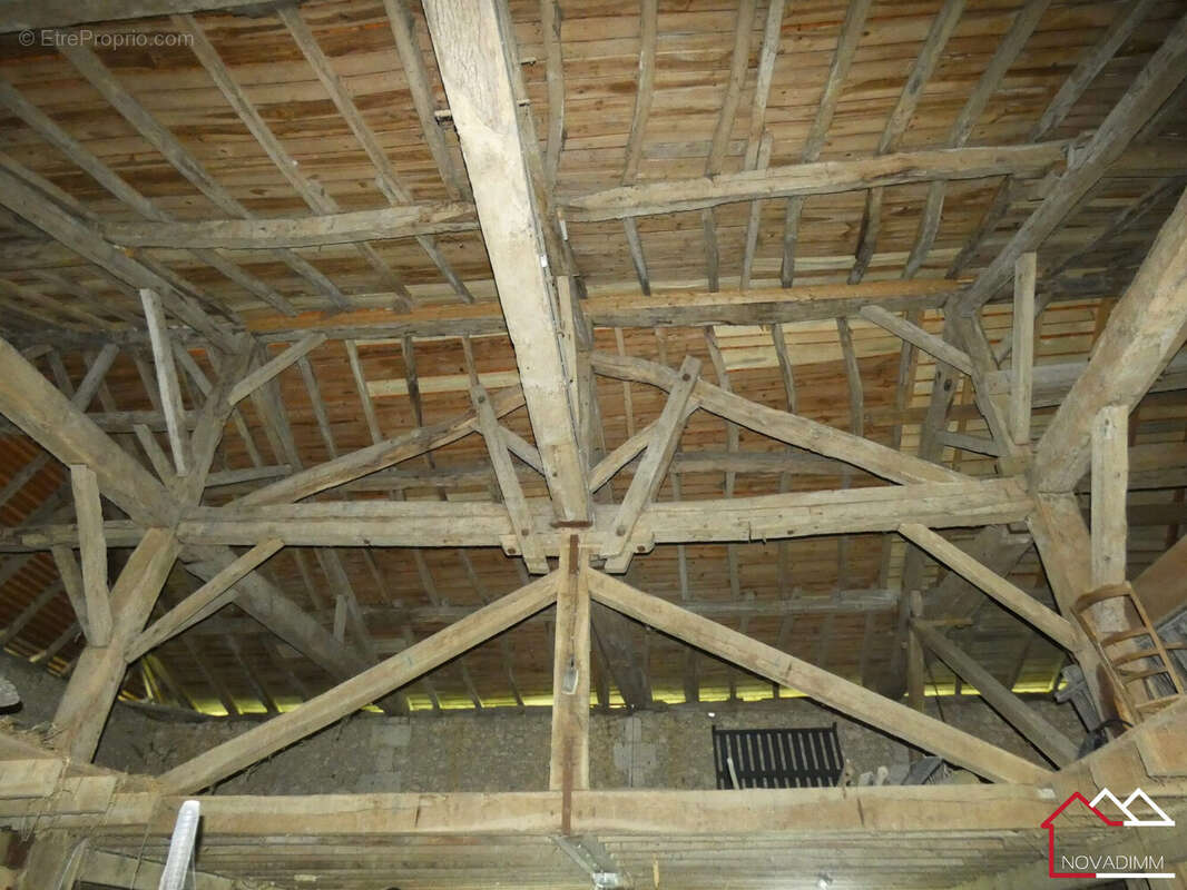 Maison à SAINT-PRIVAT-DES-PRES