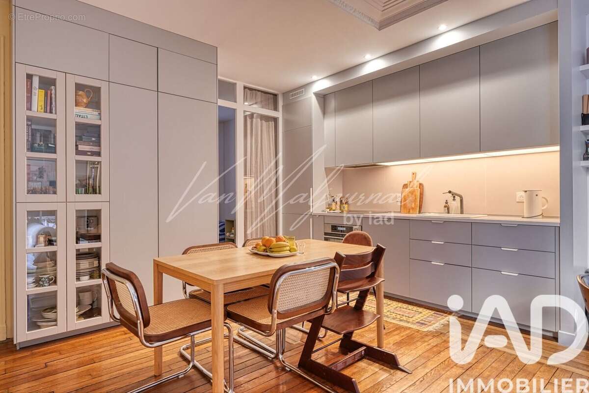 Photo 5 - Appartement à COURBEVOIE