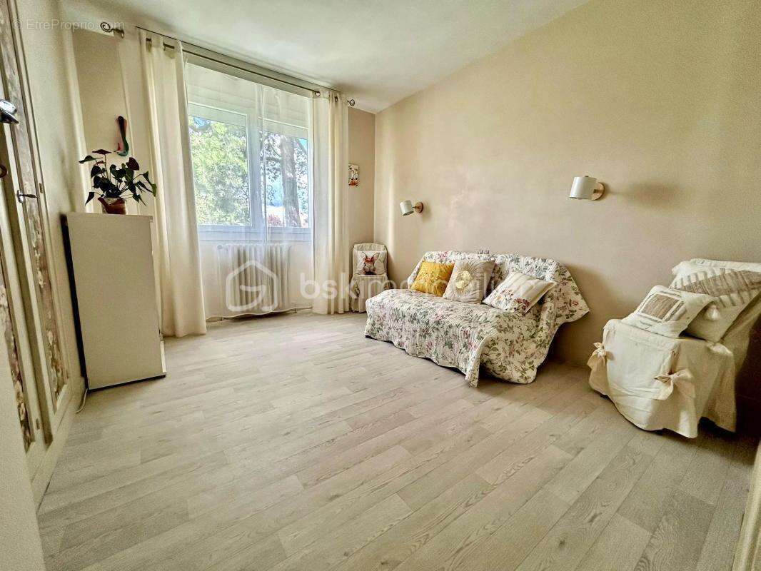 Maison à MORET-SUR-LOING