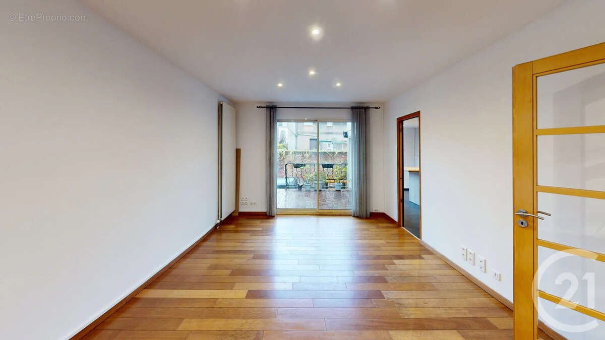 Maison à SAINT-QUENTIN