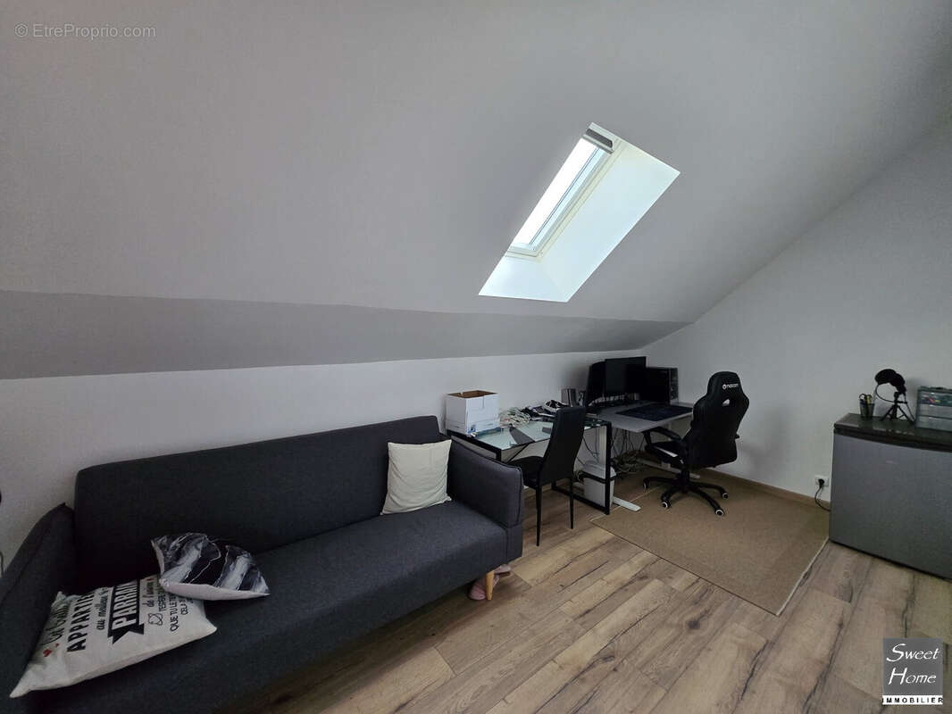 Maison à MAGNY-LES-HAMEAUX