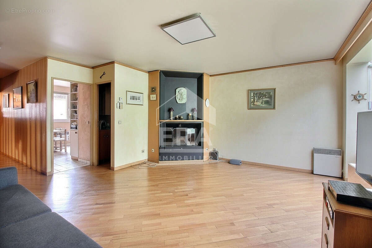 Maison à VILLENEUVE-LA-GARENNE