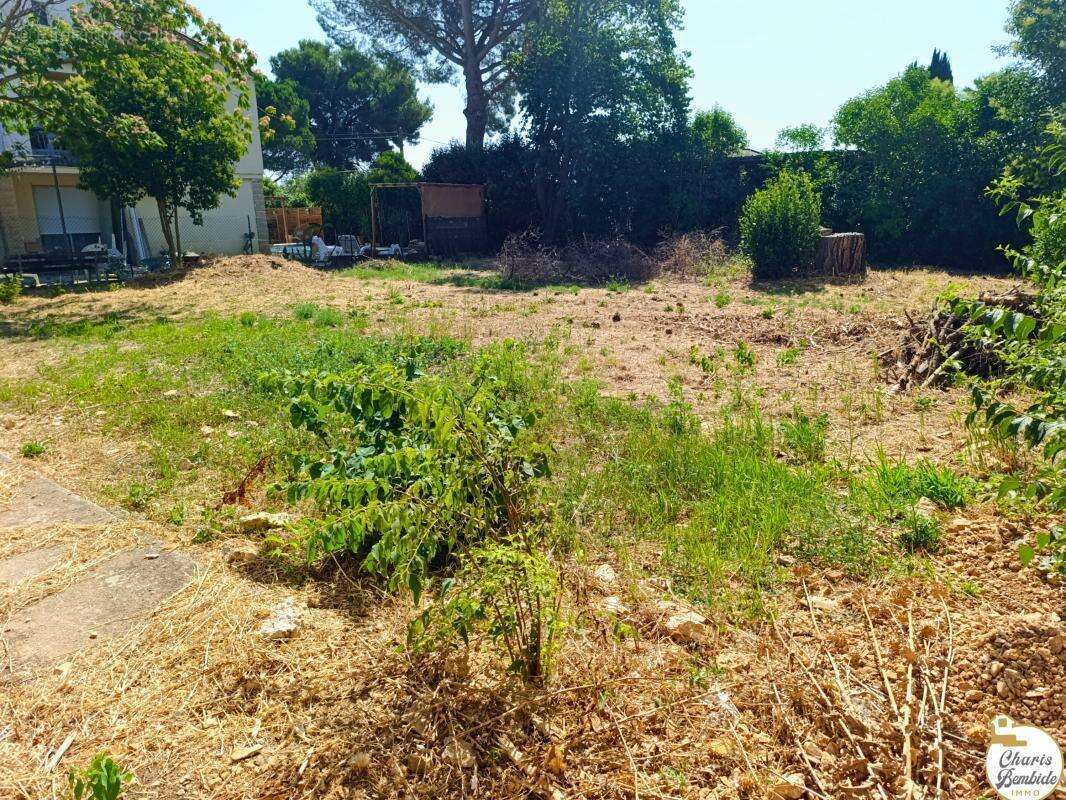 Terrain à BERNIS