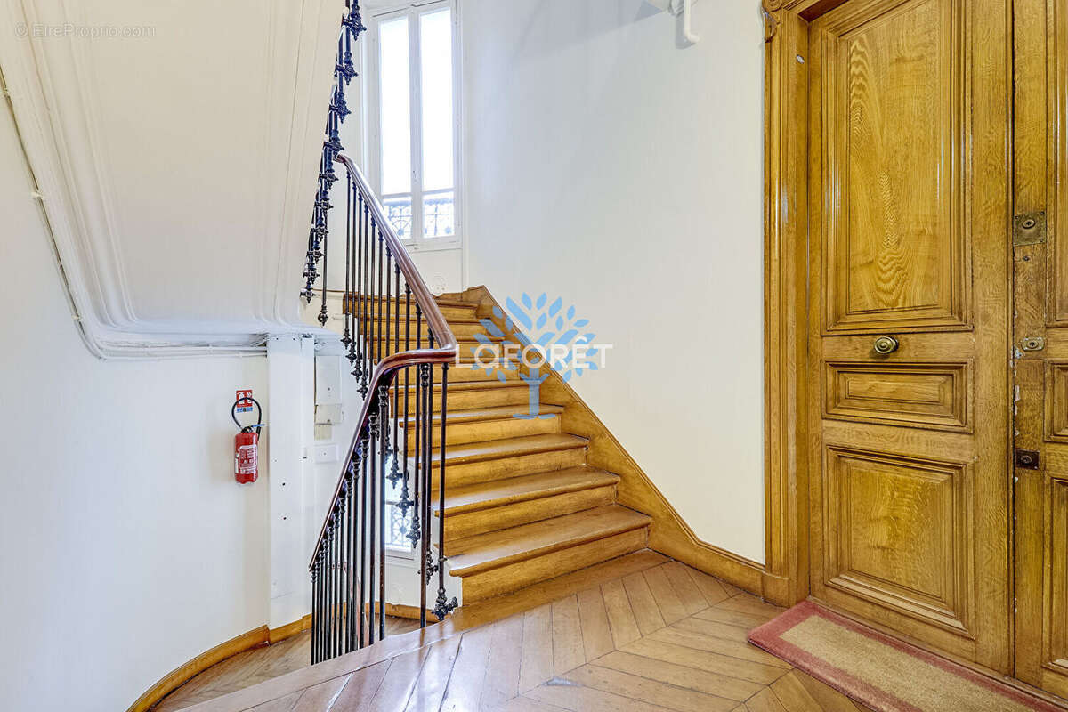 Appartement à PARIS-12E
