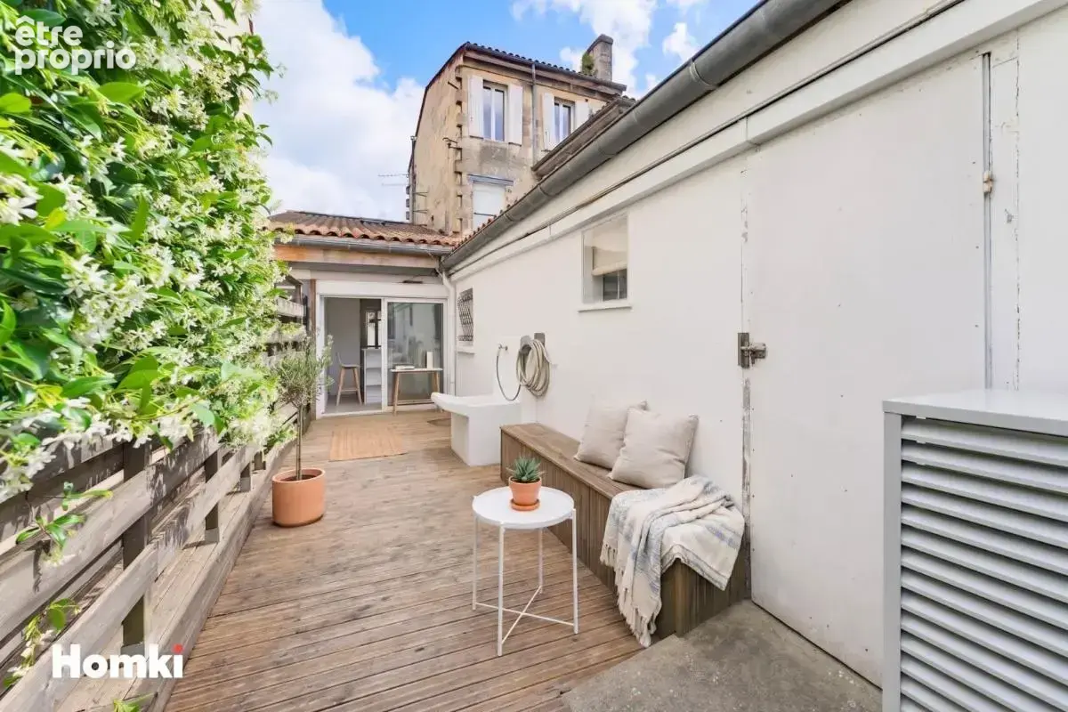 Maison rénovée + extérieur - Nansouty - photo 1