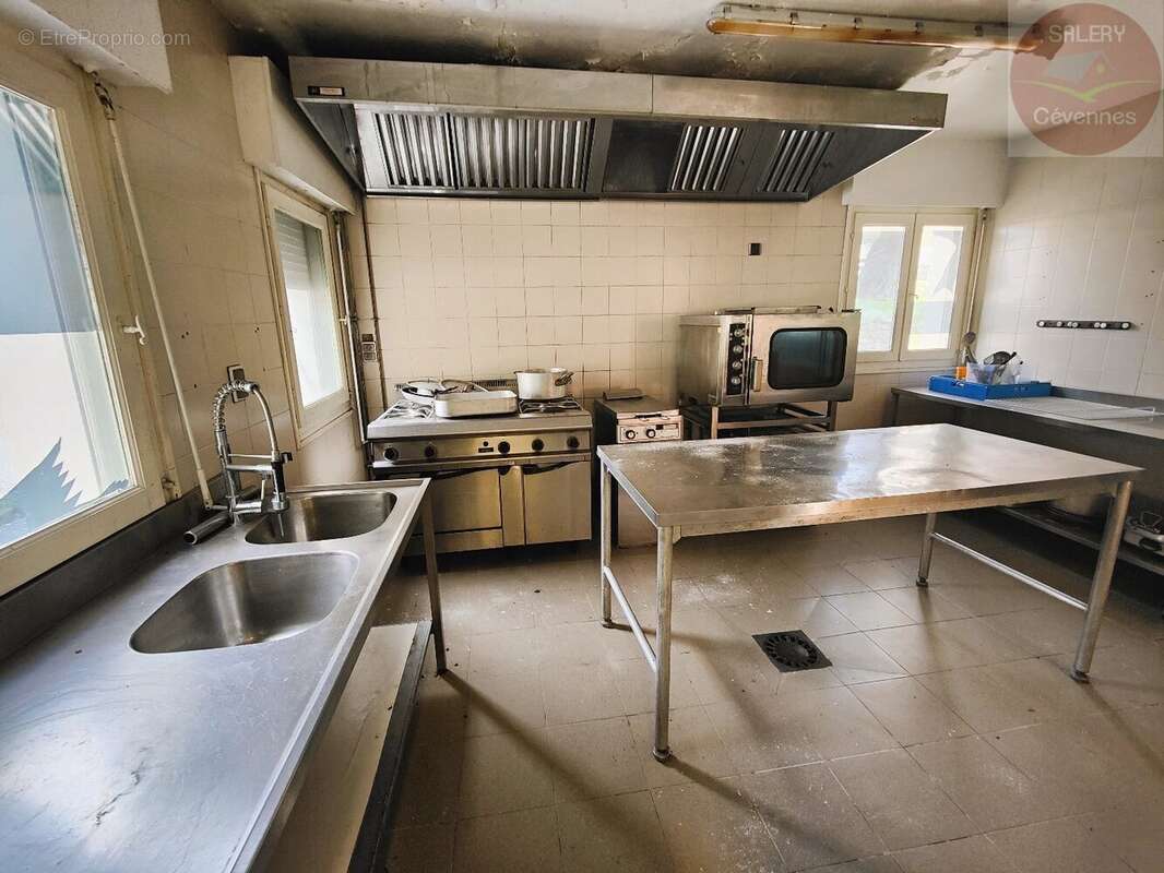 Maison à SAINT-PRIVAT-DE-VALLONGUE