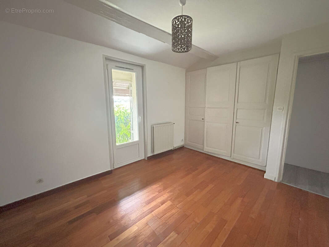 Maison à SAINT-NIZIER-LE-DESERT