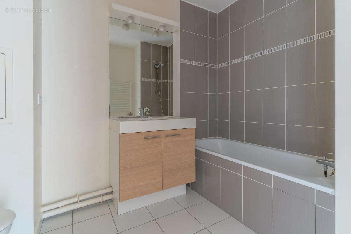 Appartement à SAINT-OUEN-L'AUMONE