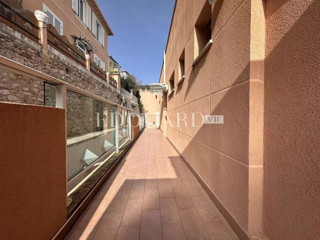 Appartement à ROQUEBRUNE-CAP-MARTIN