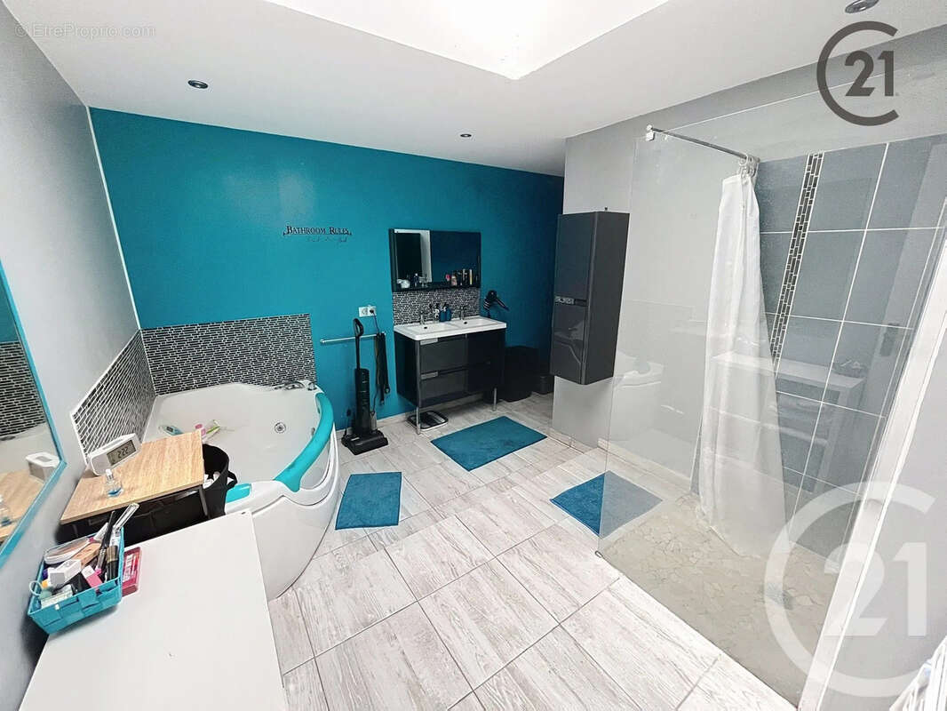 Maison à LA CHAUSSEE-SUR-MARNE