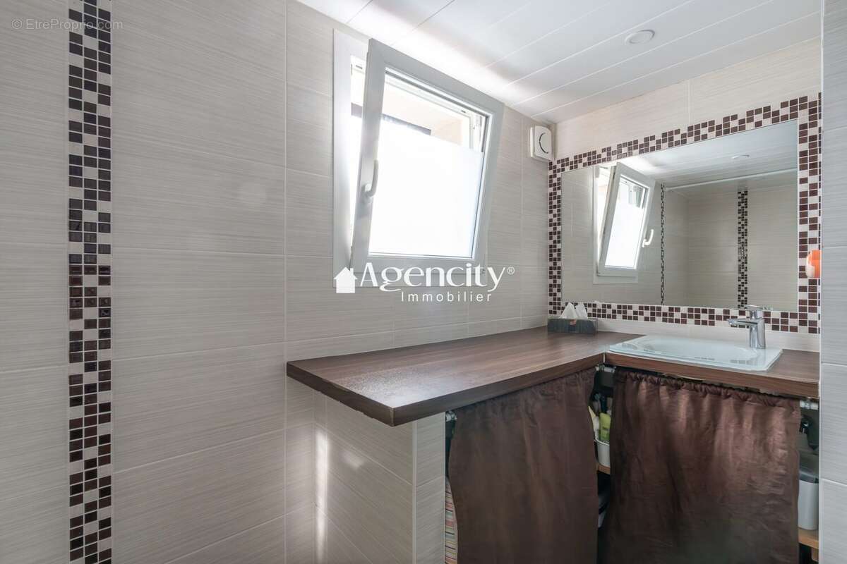 Maison à THORIGNY-SUR-MARNE