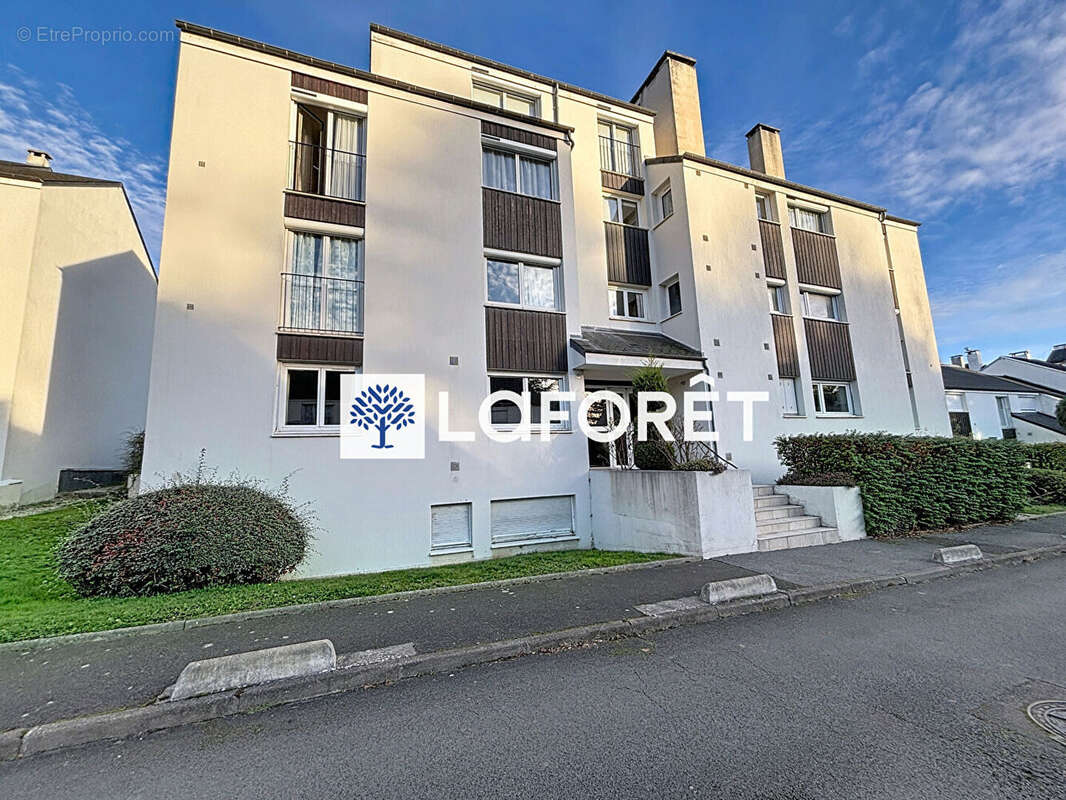 Appartement T3 avec terrasse à Saint-Nom-la-Bretèche - photo 8