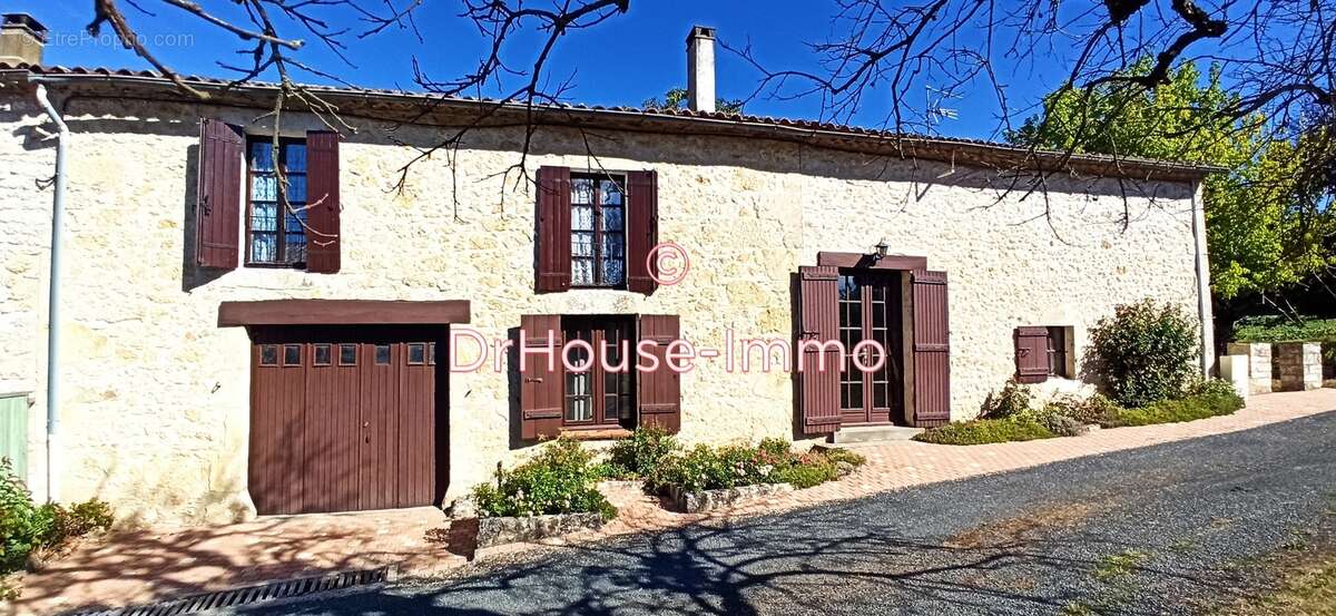 Maison 174 m² à Fonroque  - photo 52