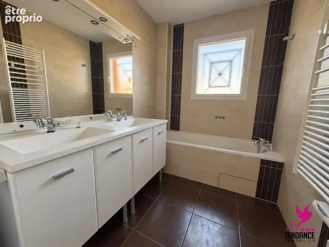 Villa 130 m² avec piscine sur 3 500 m² de Terrain. - photo 13