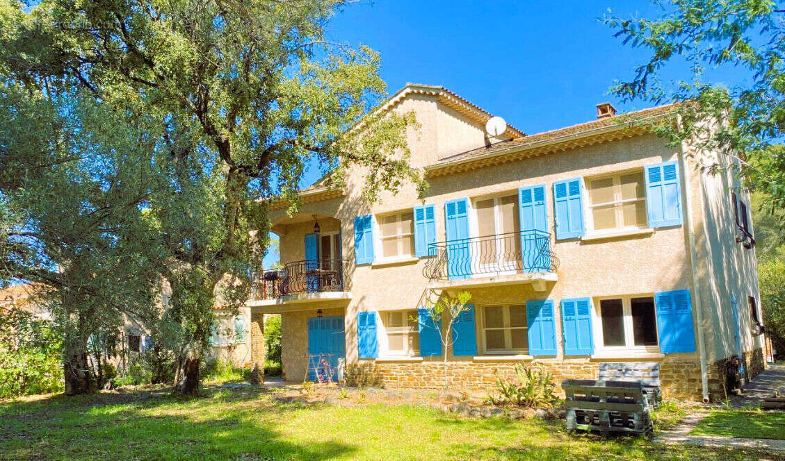 Maison à LA LONDE-LES-MAURES