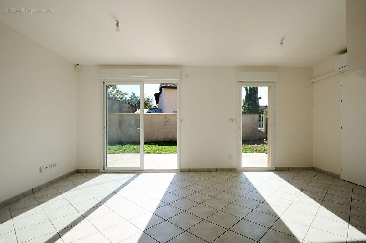 Maison 83 m2   Terrain 341 m2 - photo 2
