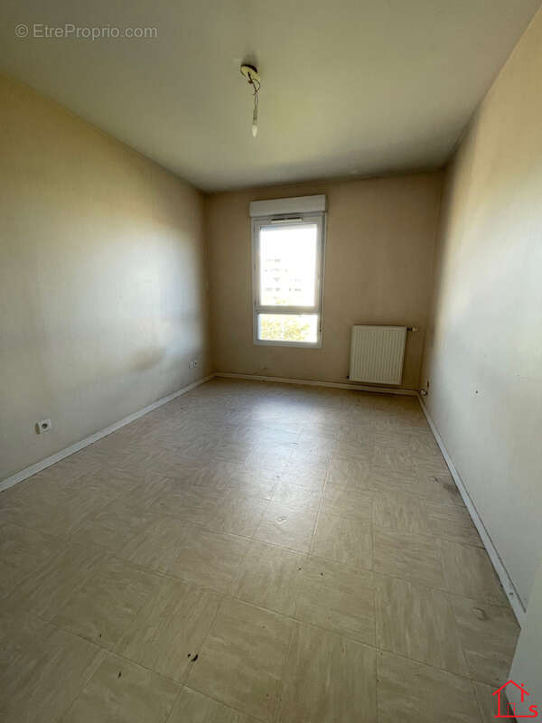 Appartement à LYON-8E