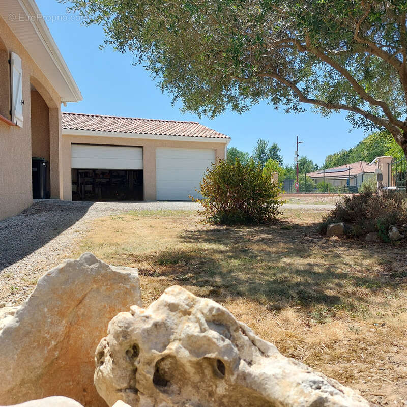 Maison à vendre 5 pièces CAMPSAS (82)avec garage attenant et double garage indépendant, piscine, terrasse couverte, puits, sur 2 - photo 23