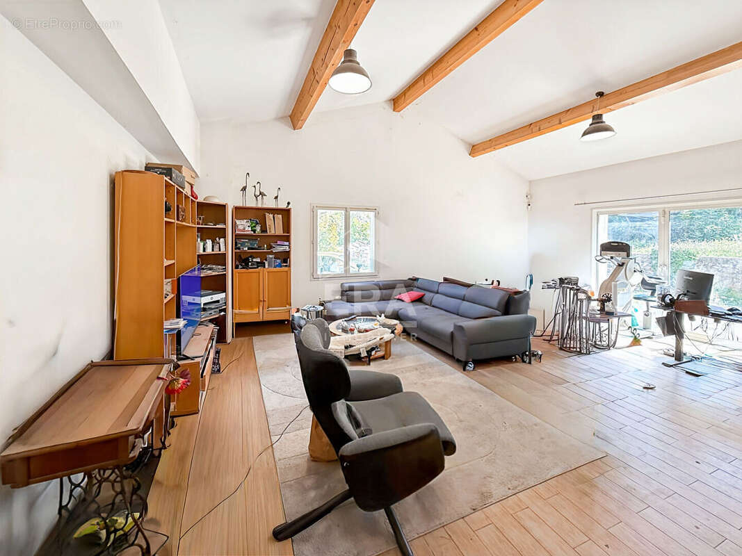 Maison à BOUC-BEL-AIR