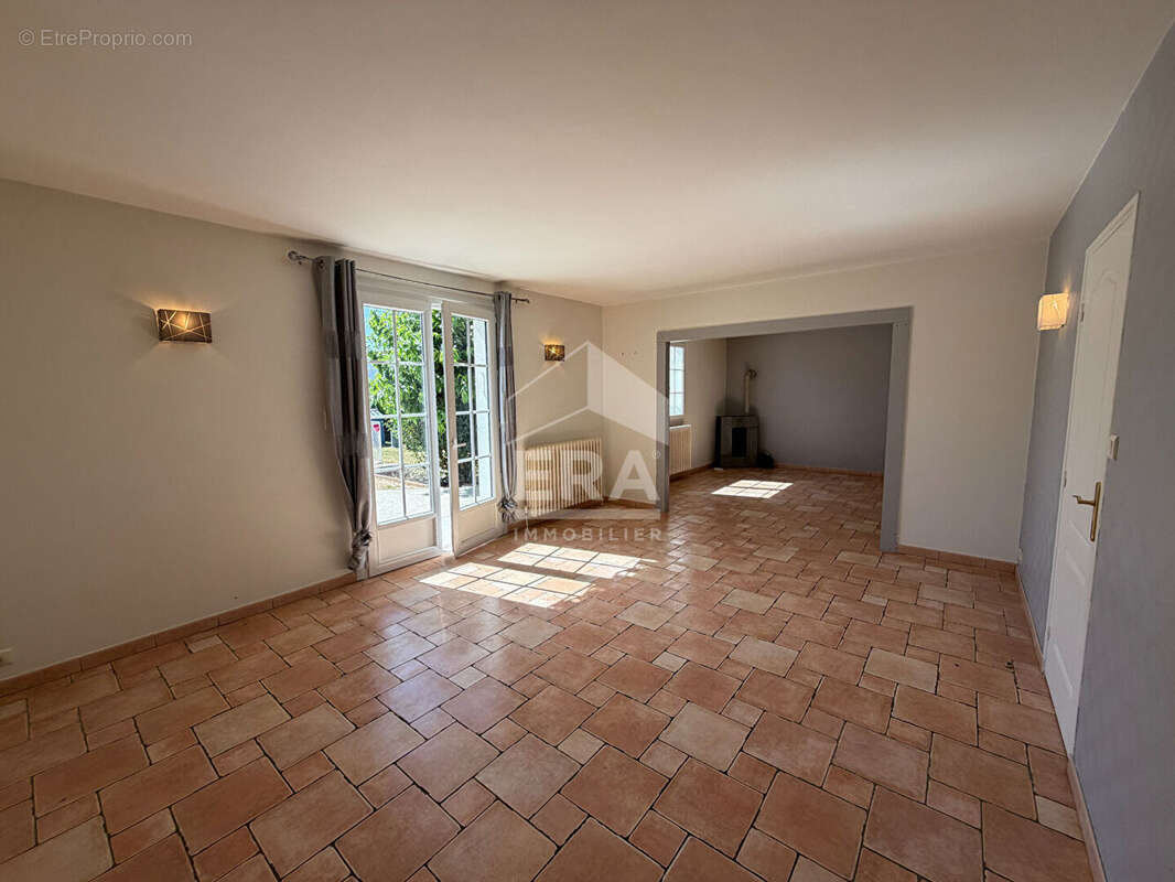 Maison 180m² à trouy - photo 5
