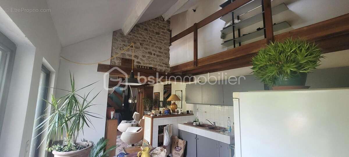 Maison en pierre 143 m² / 5 pieces - photo 10