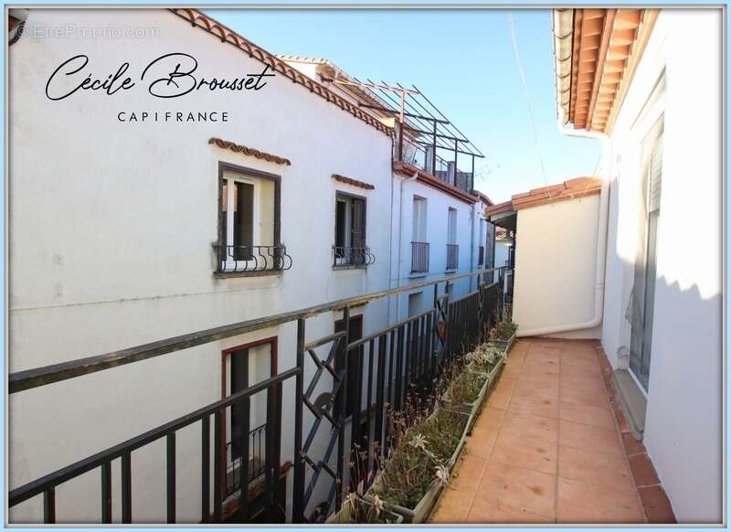 Maison à SAINT-LAURENT-DE-CERDANS