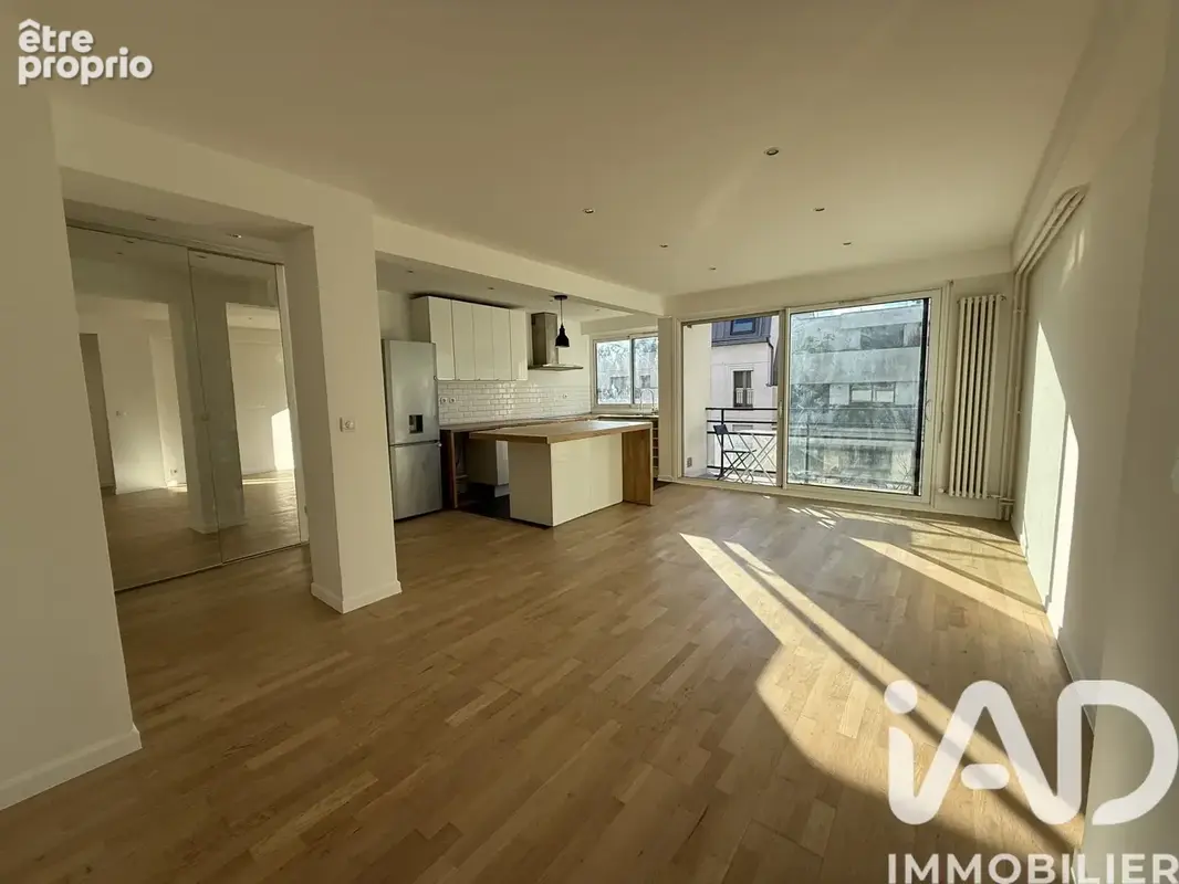 Photo 1 - Appartement à LEVALLOIS-PERRET