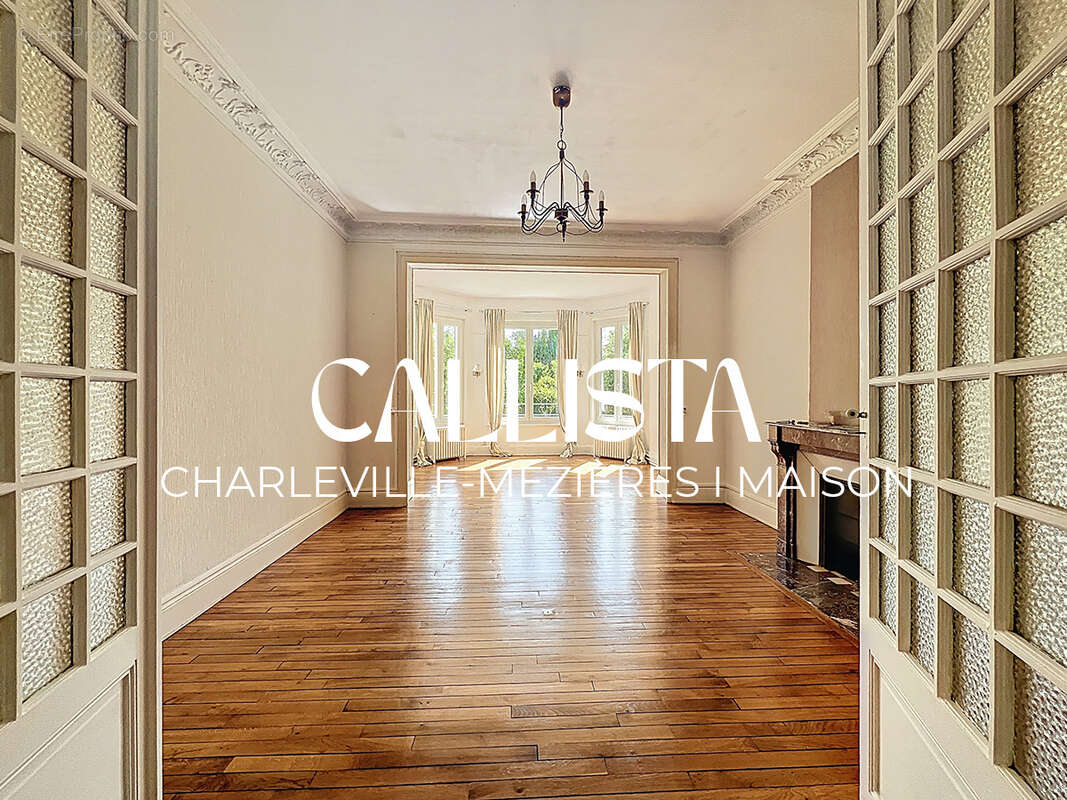 Maison à CHARLEVILLE-MEZIERES