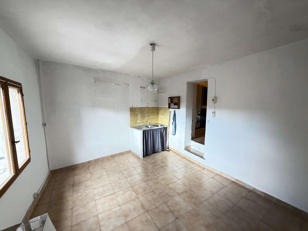 Appartement à AUPS