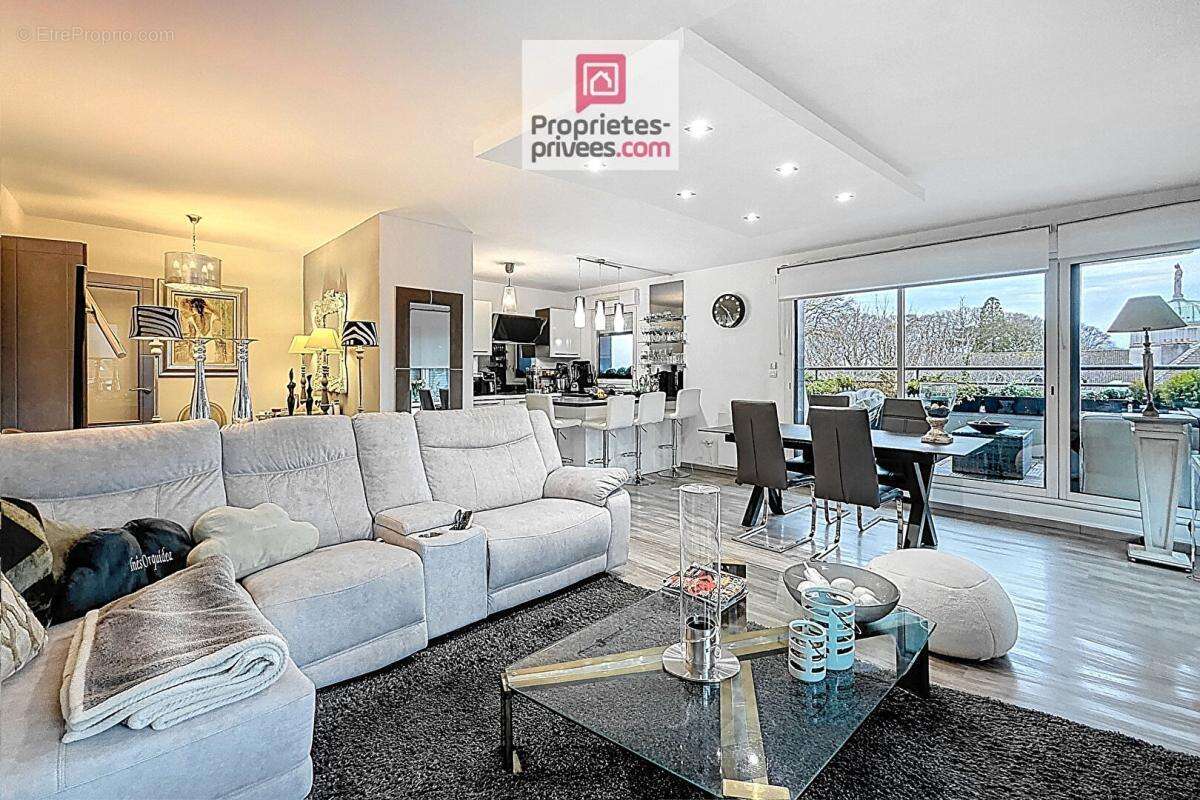 Appartement à SAINT-MARTIN-BOULOGNE