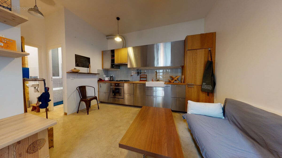 Appartement à PARIS-19E