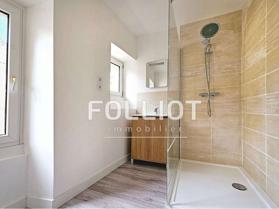 Maison à DOUVRES-LA-DELIVRANDE