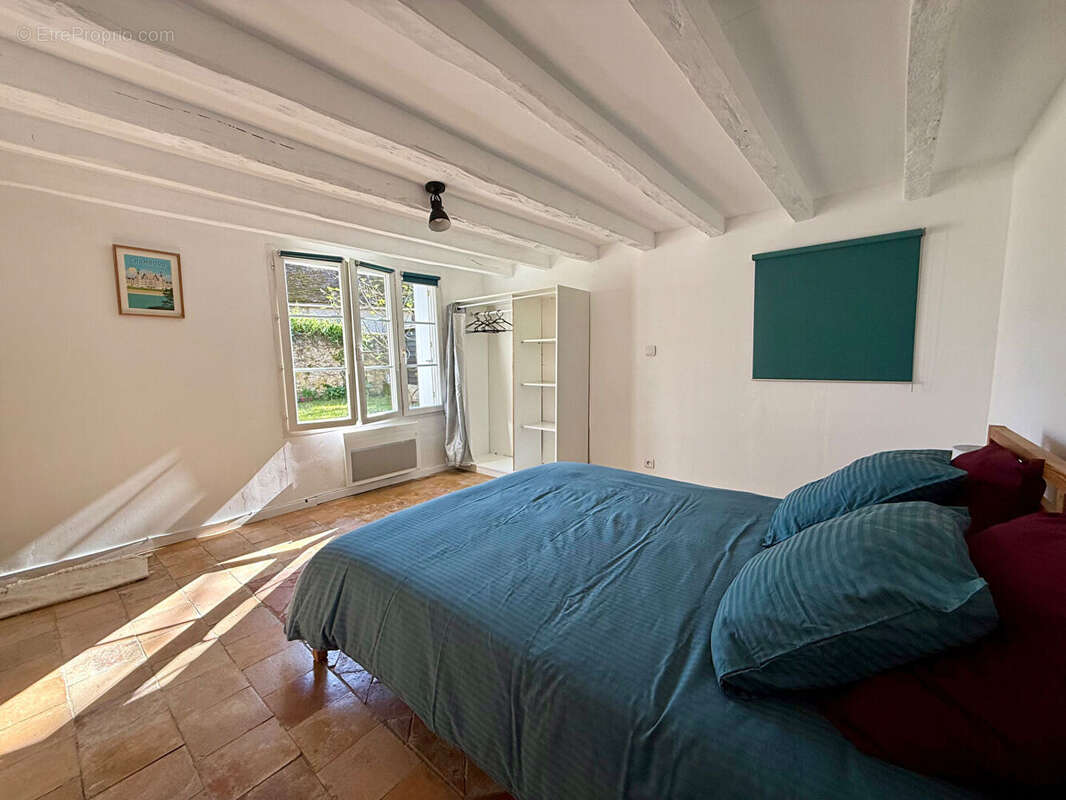 Maison à AZAY-SUR-CHER