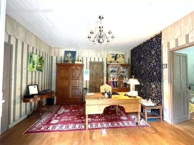 Maison à BLANQUEFORT