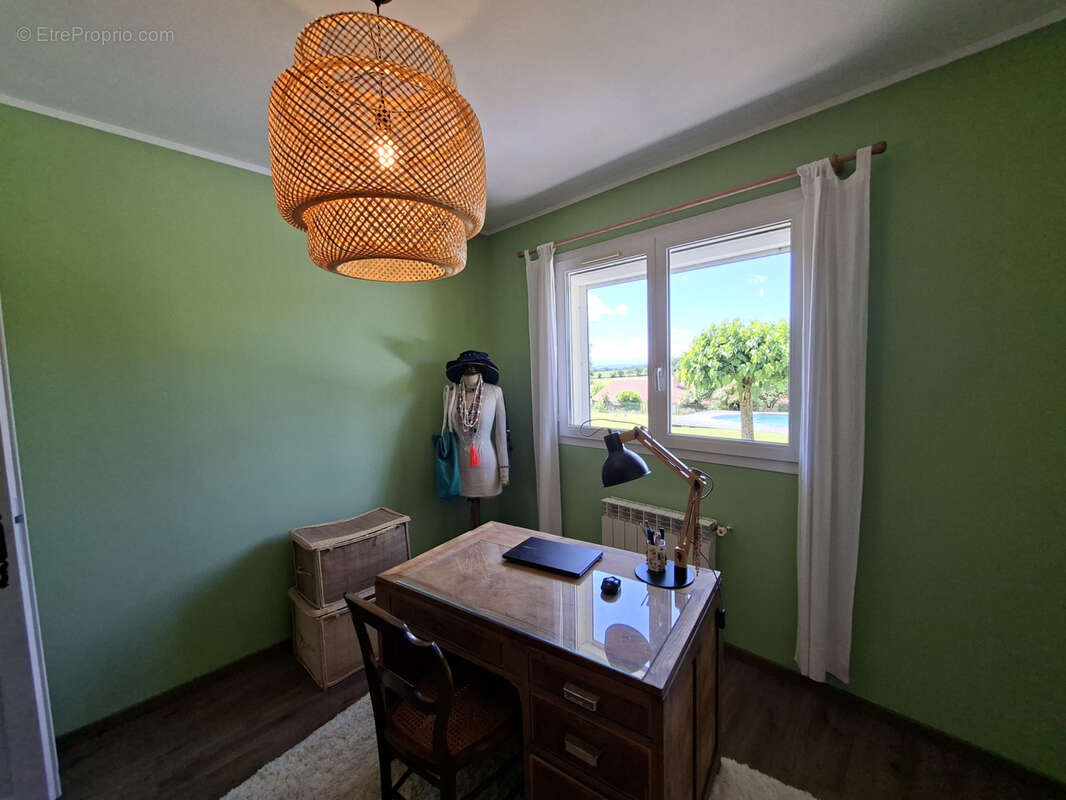 Maison à MIRANDE