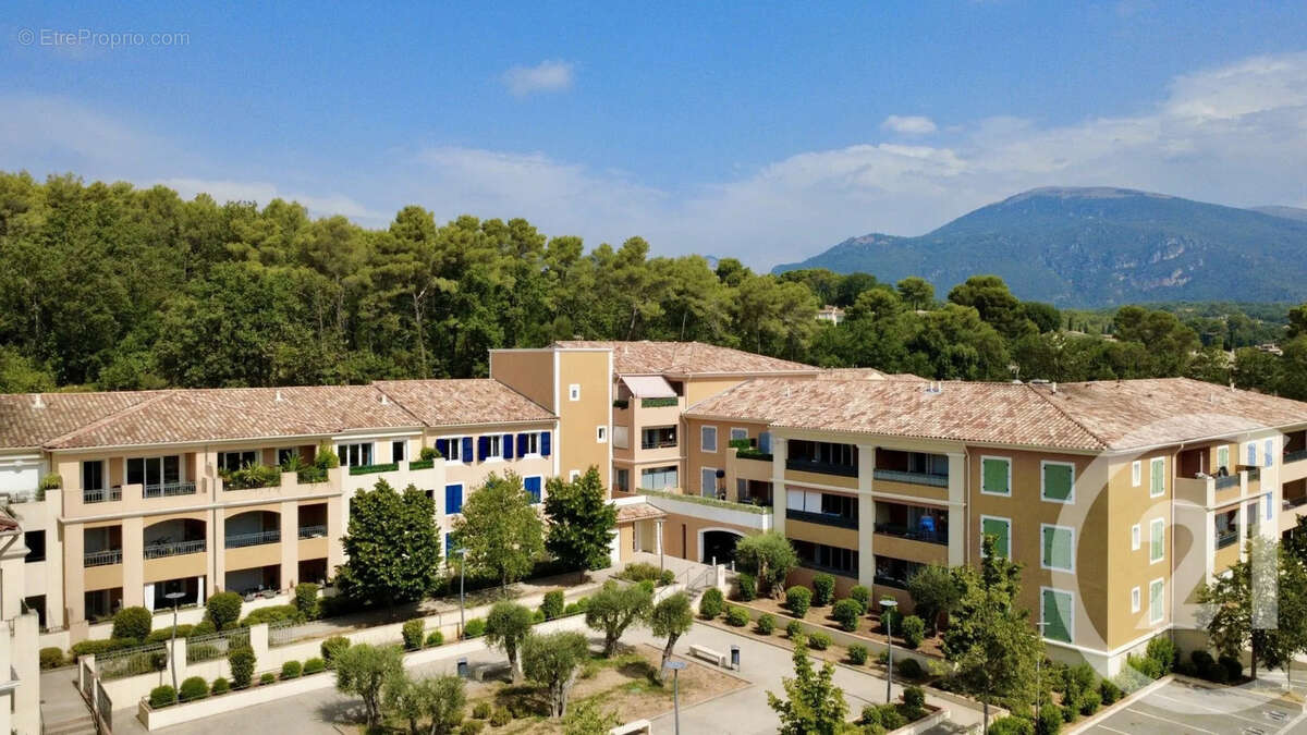 Appartement 81 m² à Roquefort-Les-Pins  - photo 20
