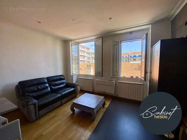 SALON - Appartement à NICE