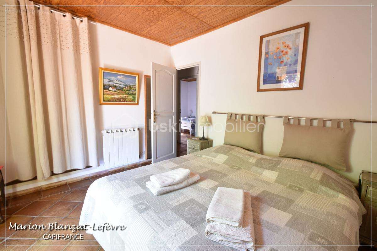 Maison à LA GARDE-FREINET