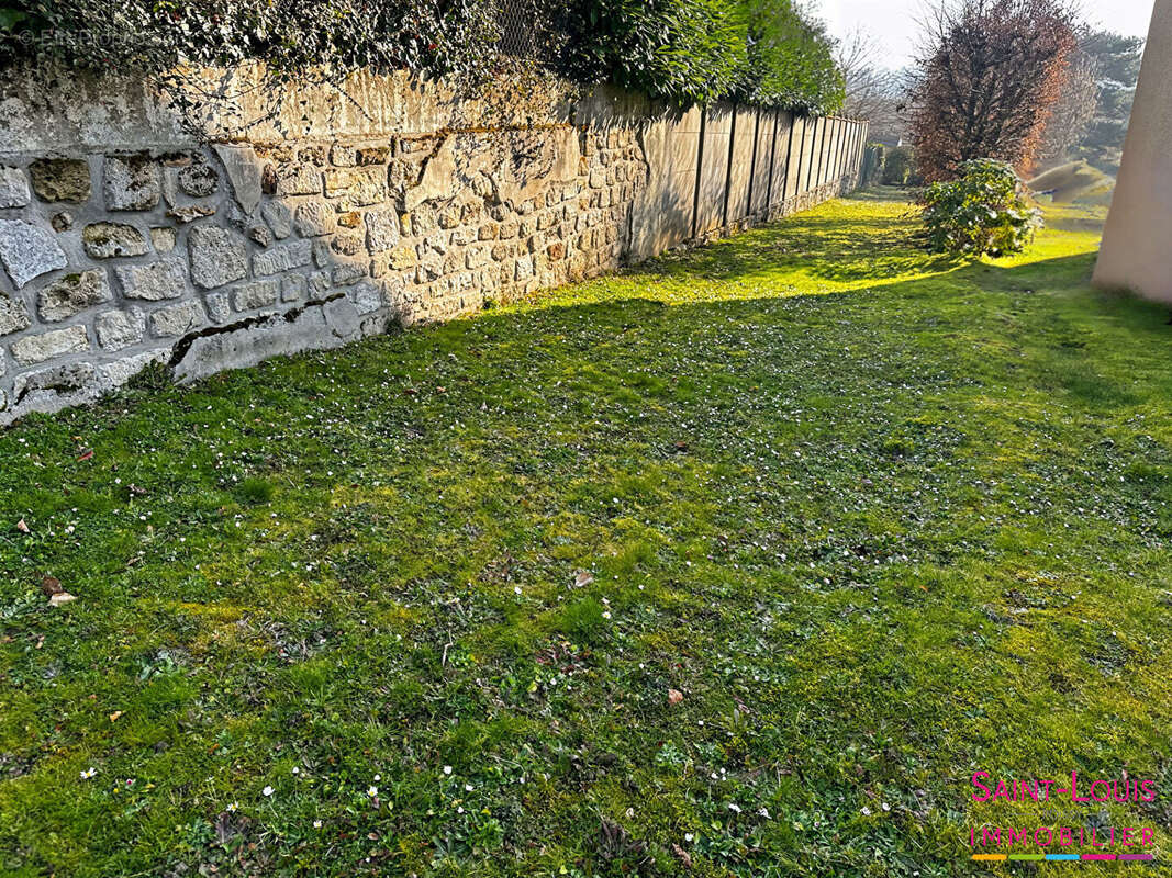 Terrain à AIGREMONT