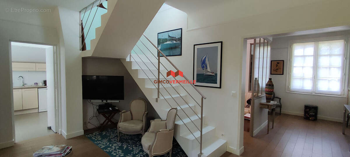 Maison à LA CELLE-SAINT-CLOUD