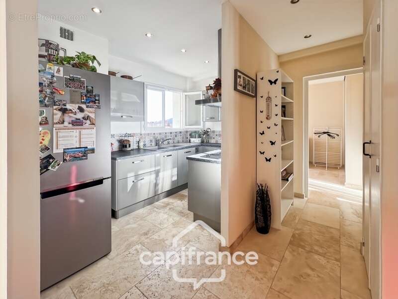 Appartement à HYERES