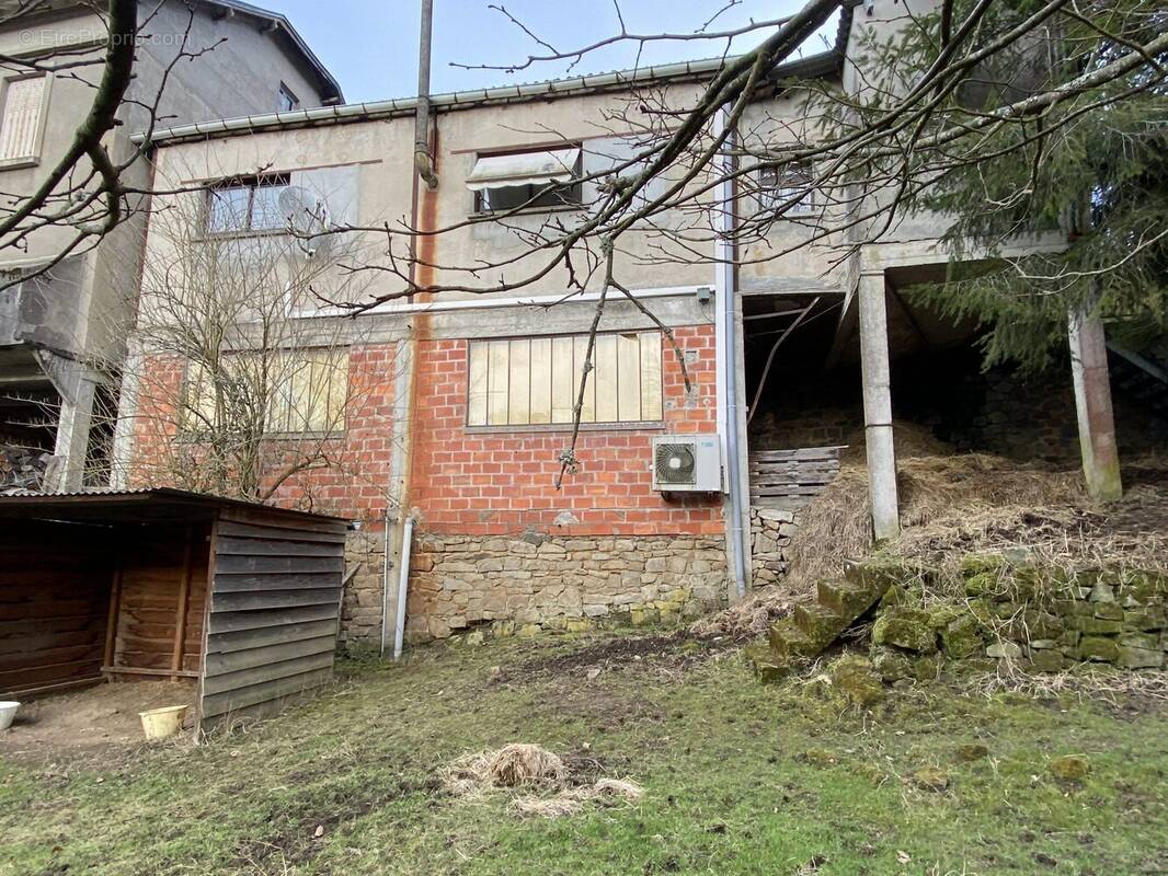 Maison à EYMOUTIERS