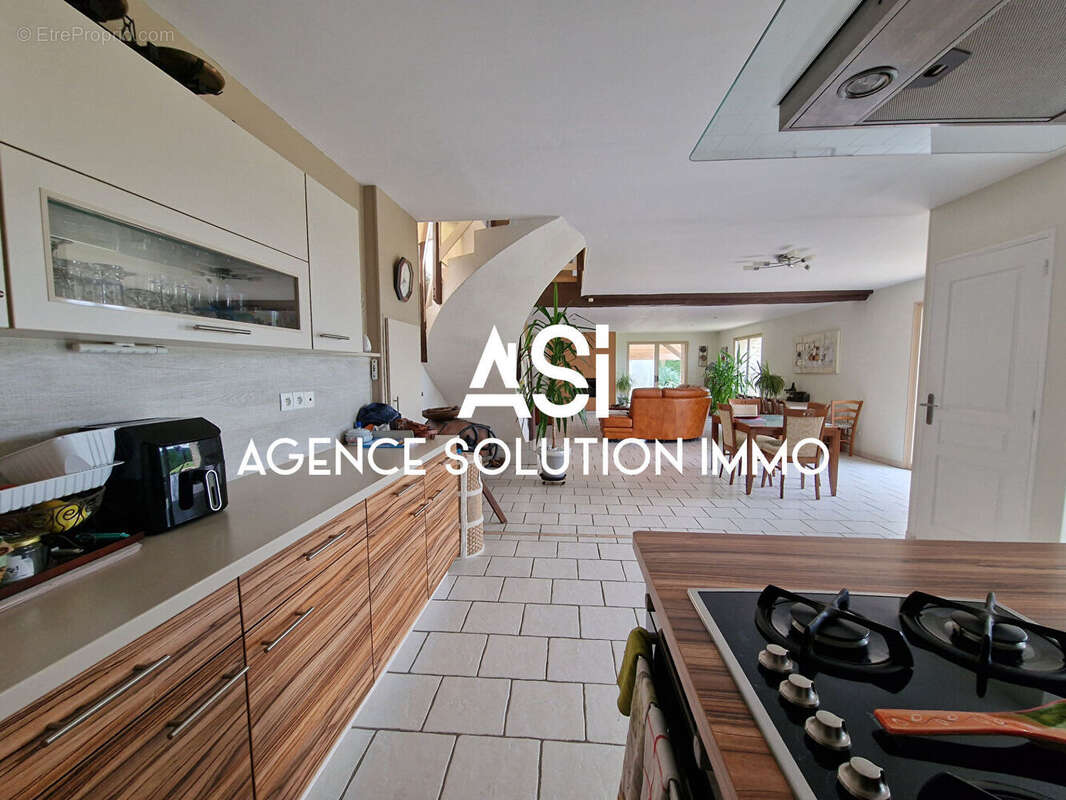 Maison à MARTIGNE-SUR-MAYENNE