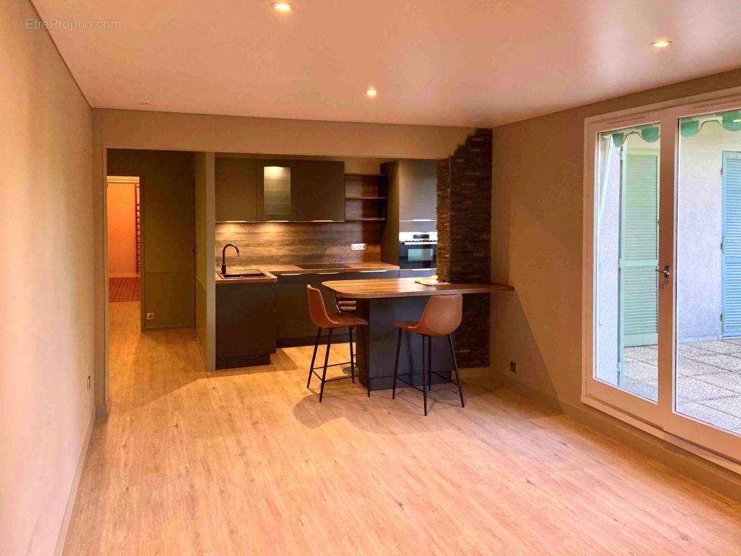 Appartement à LIVRY-GARGAN