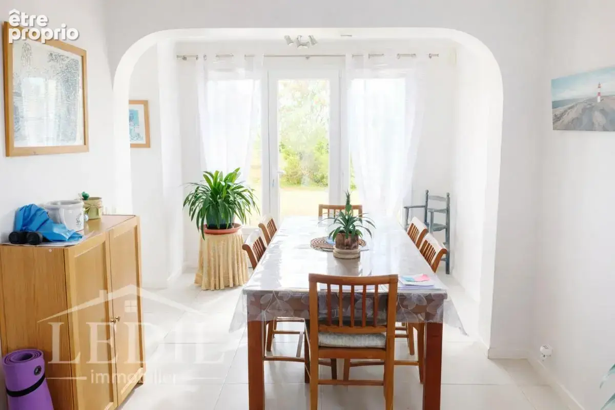 Maison 3 chambres avec piscine et jardin arboré - photo 10