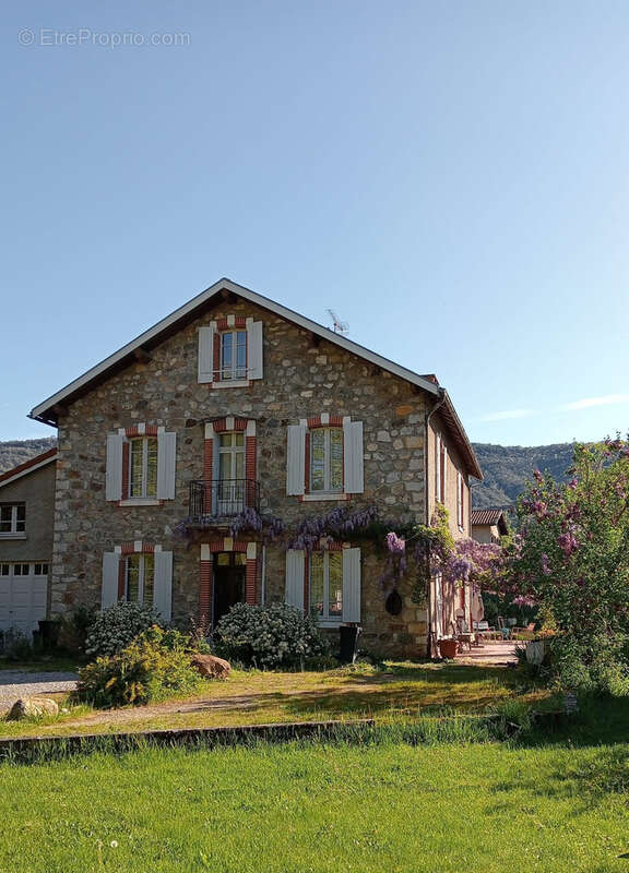 Maison à MONTGAILLARD