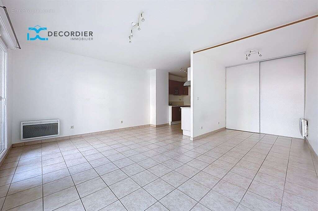 Appartement à EVIAN-LES-BAINS